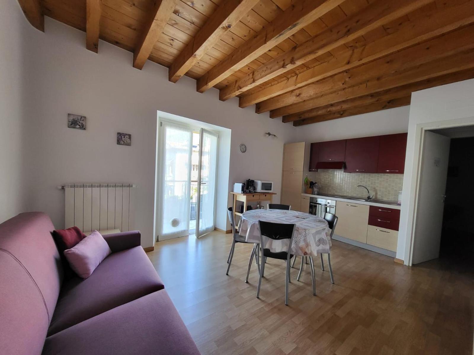 Lilla Apartment Residenza Silvana Verbania Buitenkant foto